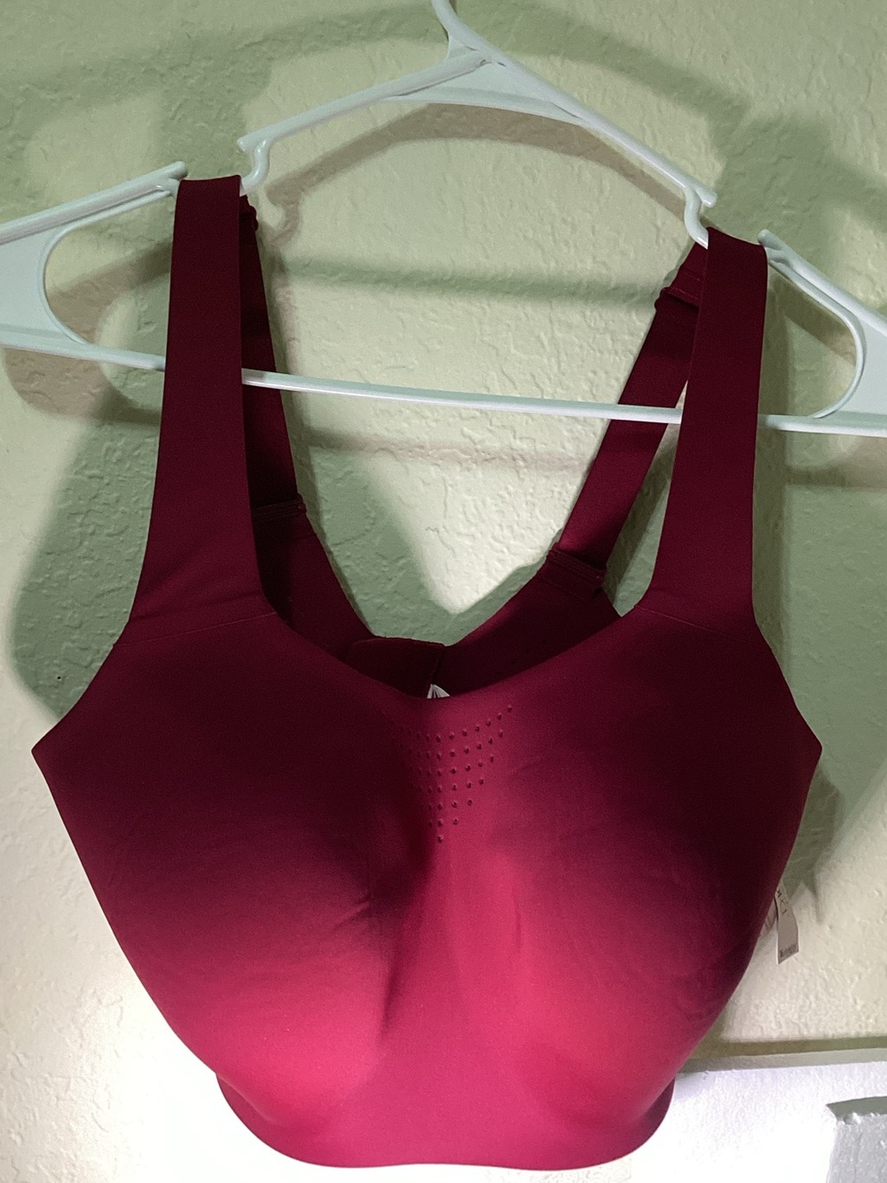 Victoria's Secret Seamless Wireless Sports Bra - Wine Red